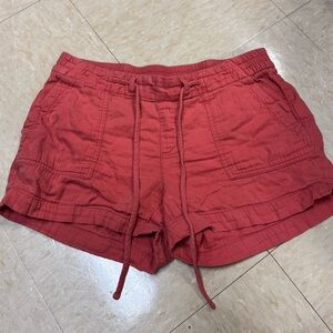 Peach Old Navy Everyday shorts